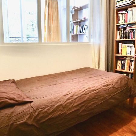 Appartement De Charme De 60 M2 Entre Montmartre Et Batignolles Paris Luaran gambar