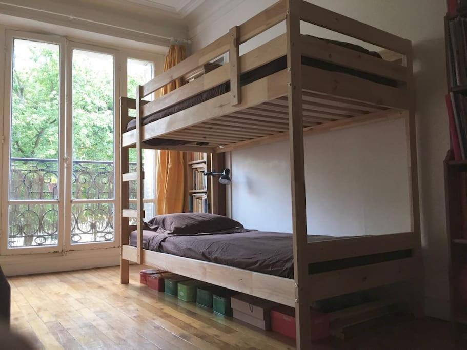Appartement De Charme De 60 M2 Entre Montmartre Et Batignolles Paris Luaran gambar